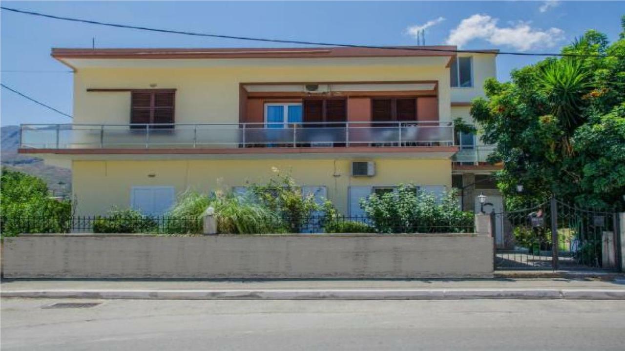 Penelope'S Home カリヴェス エクステリア 写真